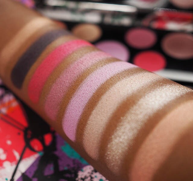 Paleta de Sombras + Iluminador MAC Girls / Fashion Fanatic Paleta de Sombras + Iluminador MAC Girls / Fashion Fanatic